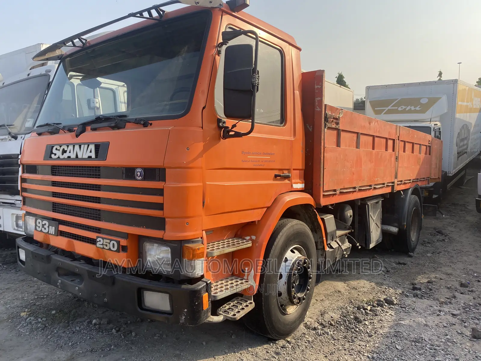 Scania 93m Pickup, Yellow