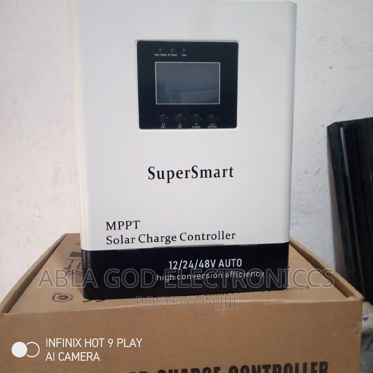 Super Smart MPPT Solar Charger Controller 150amh