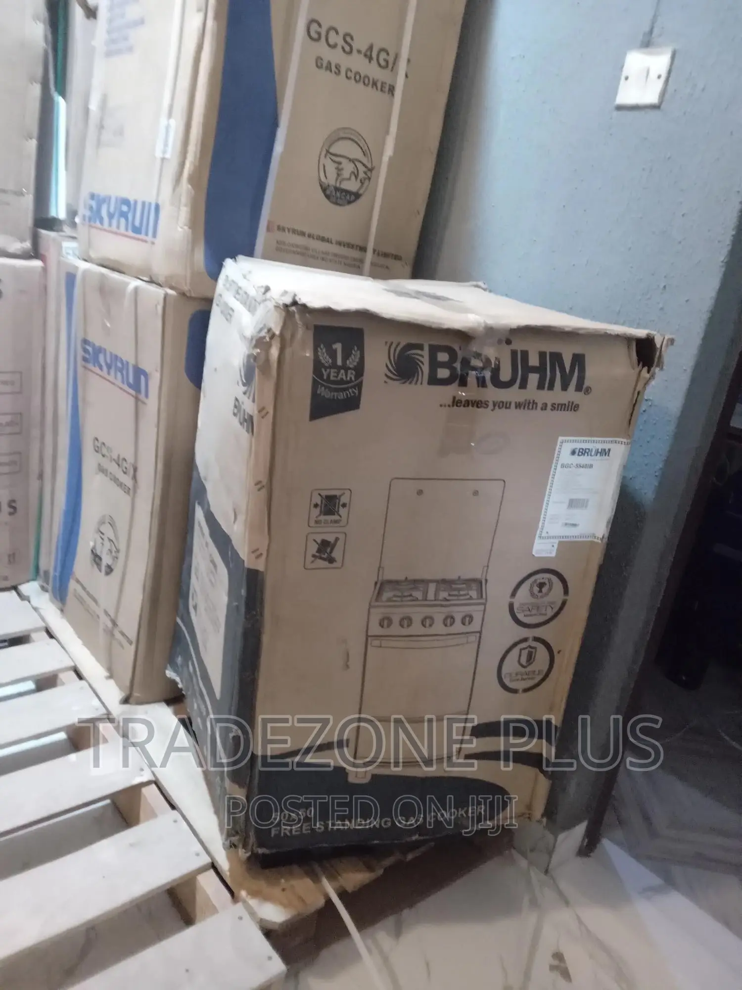 New in BGC-5540ib Bruhm 4 Burner Gas Cooker