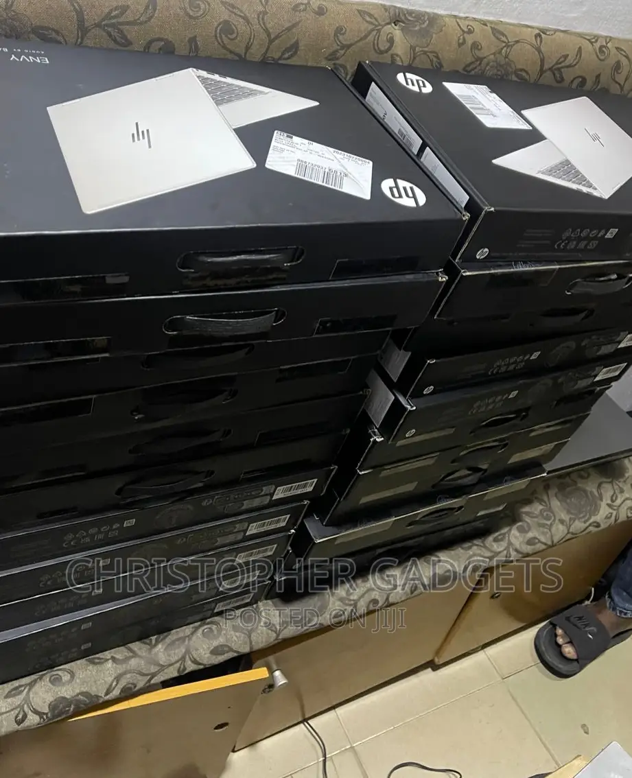 New Laptop HP Envy X360 16GB Intel Core i7 SSD 1T