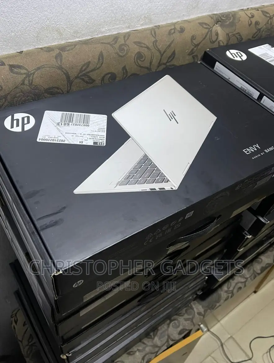 New Laptop HP Envy X360 16GB Intel Core i7 SSD 1T
