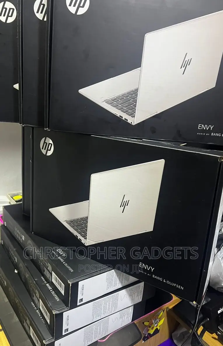 New Laptop HP Envy X360 16GB Intel Core i7 SSD 1T