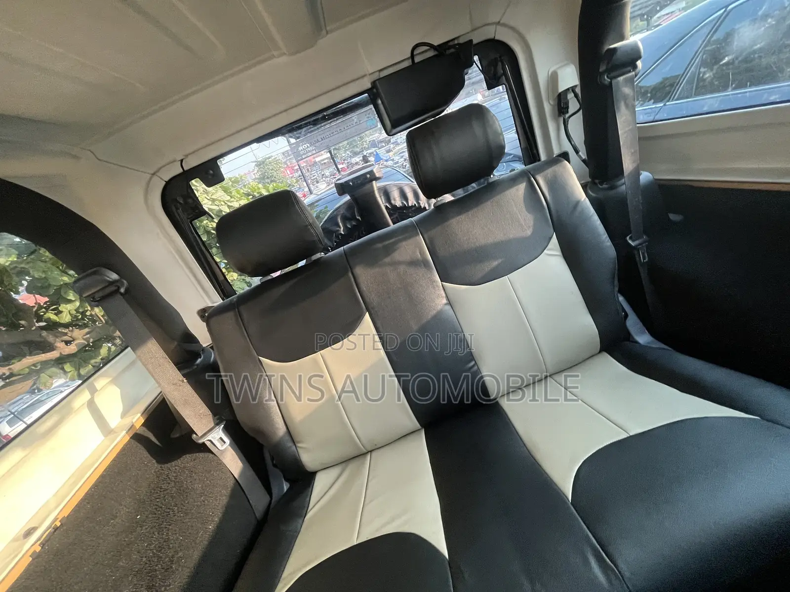 Jeep Wrangler 2015 Gold
