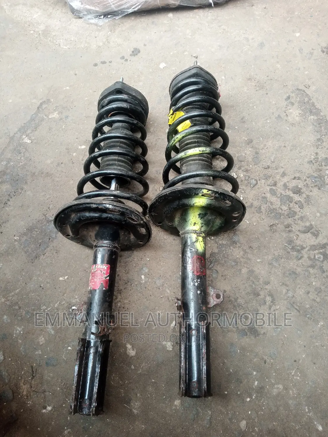 Front Shock Toyota Camry 2004 2012 and Lexus Es350