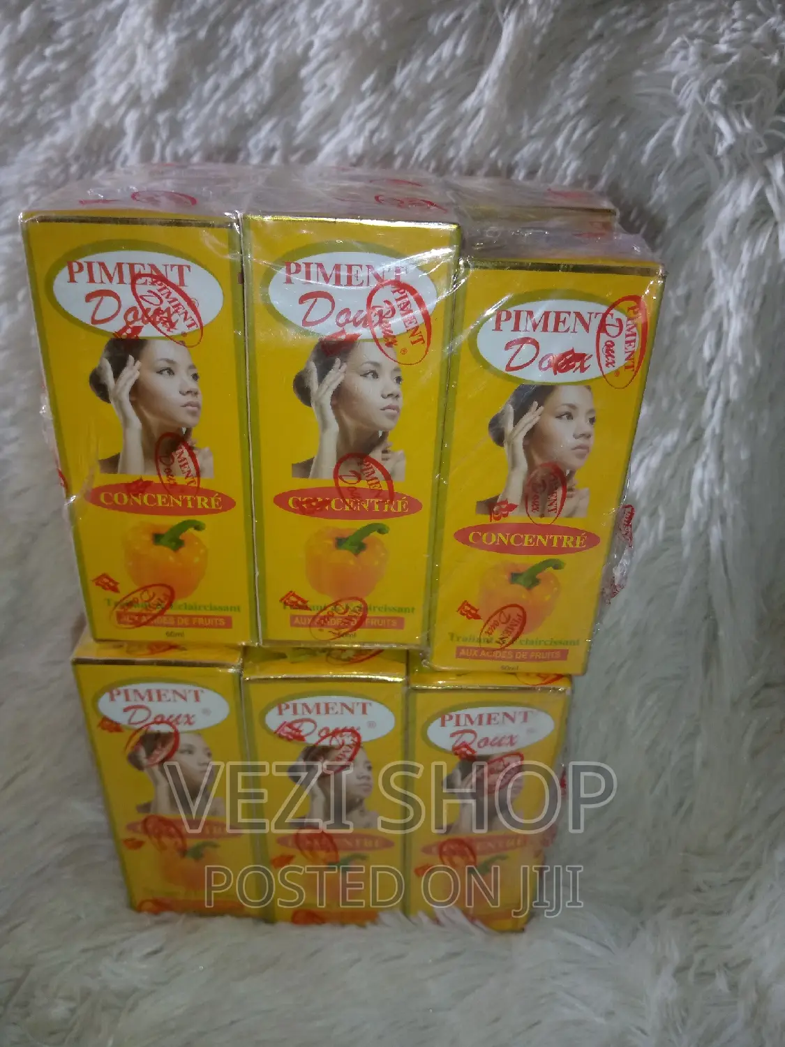 Pigment Doux Concentre Face and Neck Serum