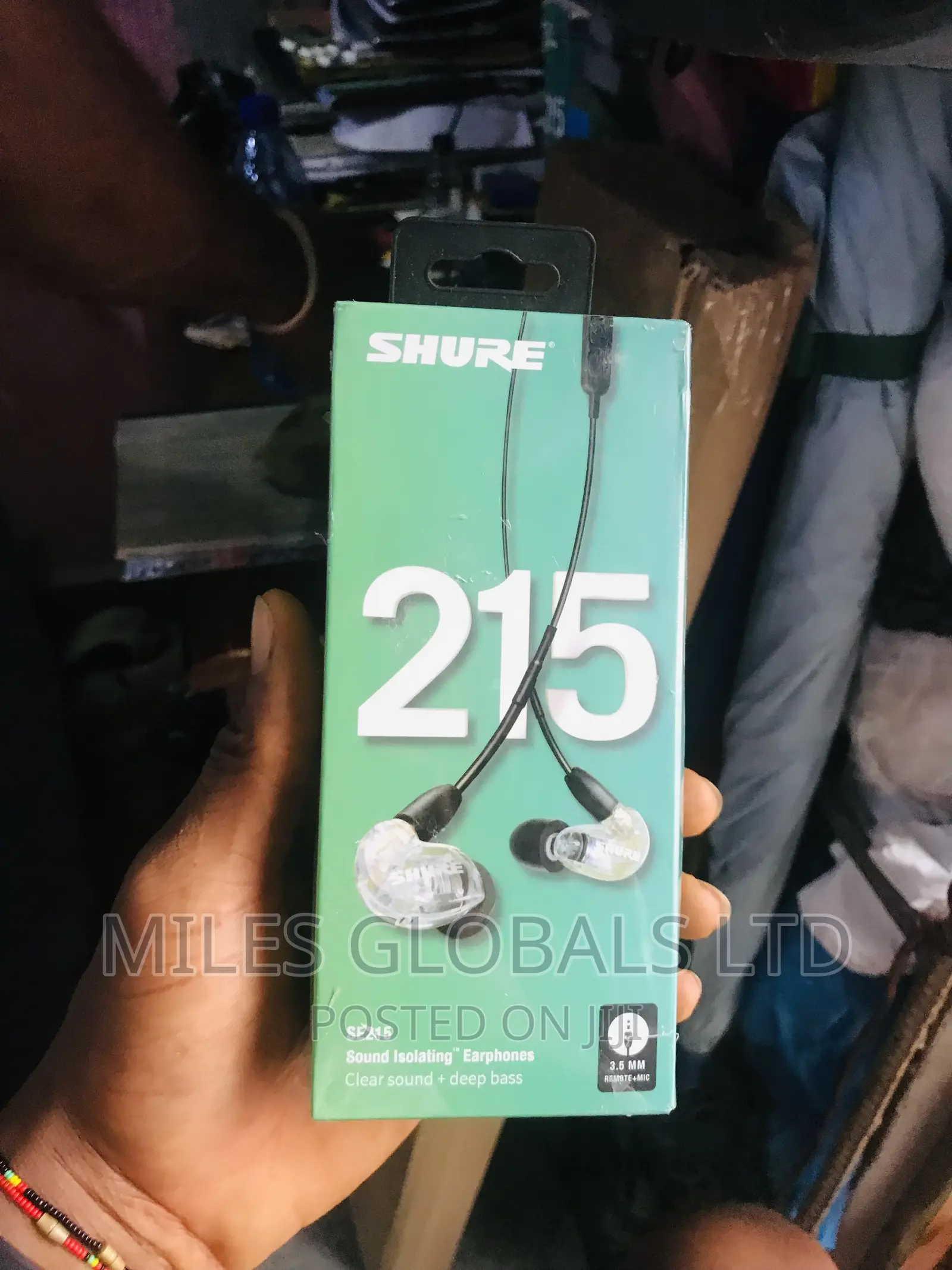 Shure SE215 PRO Wired Earbuds - Professional Sound Isolating