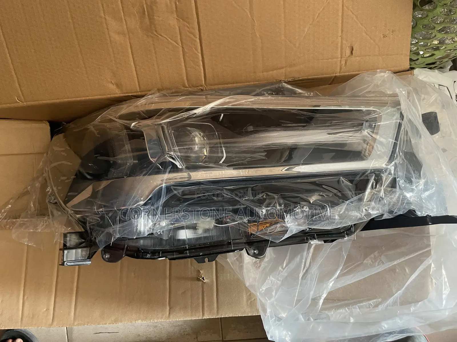 Head Lamp Hilux 2022