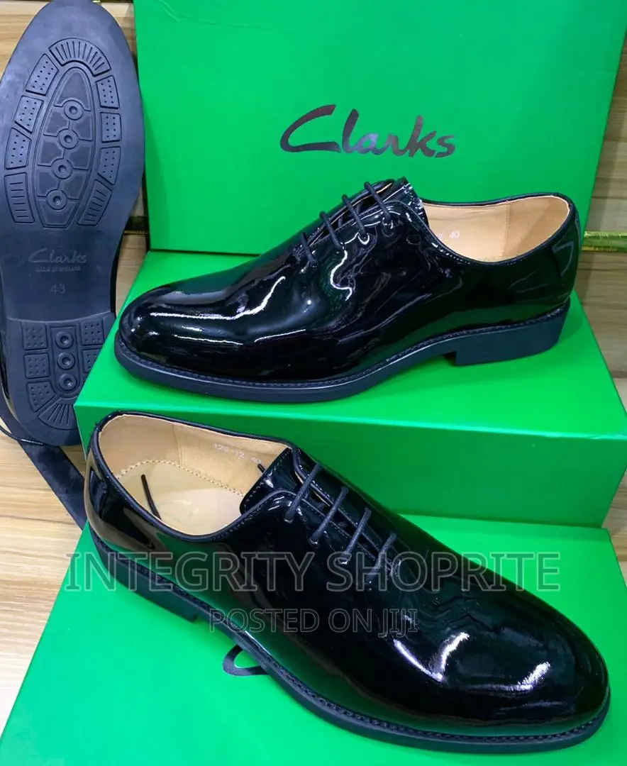 Clarks Exotic Corporate Shoe - Black