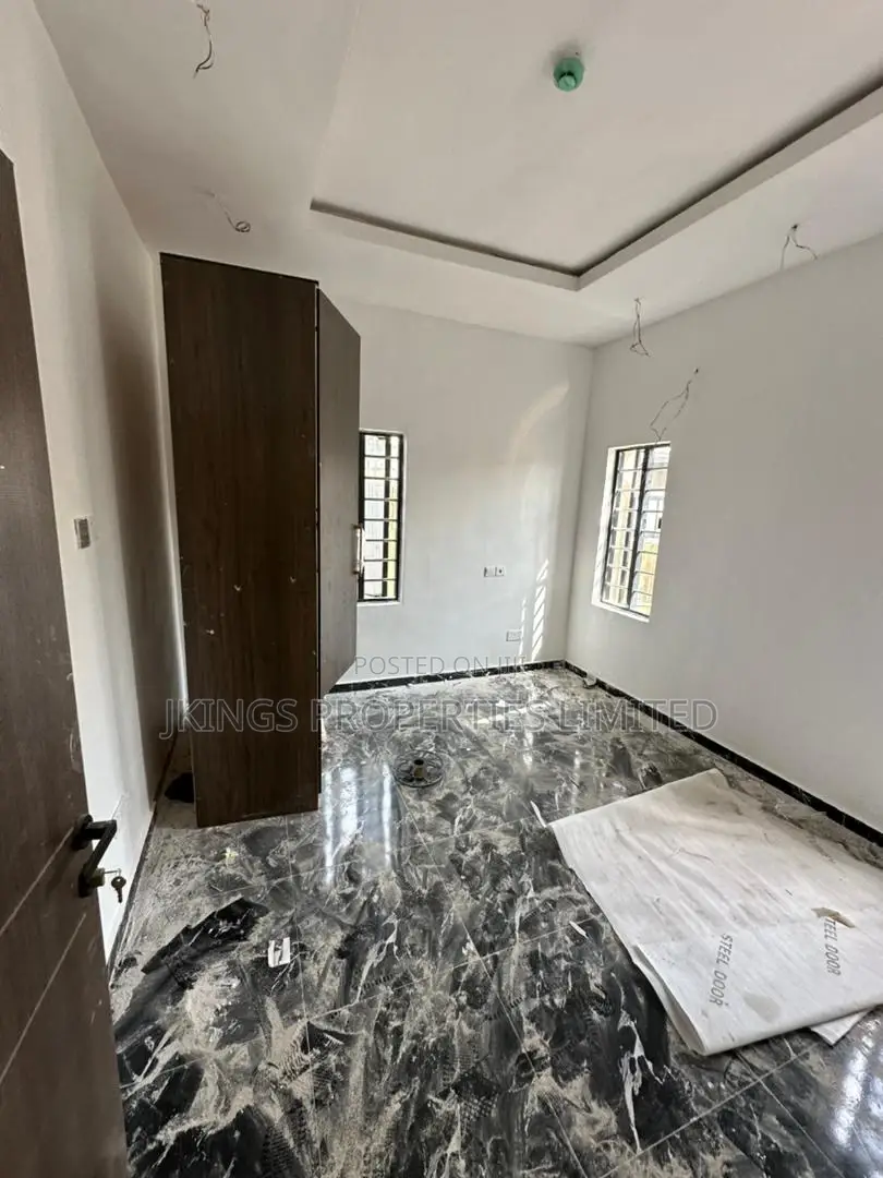 2bdrm Bungalow in Estate, Gbagada for rent