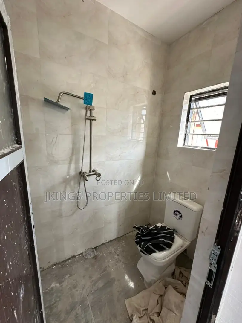 2bdrm Bungalow in Estate, Gbagada for rent