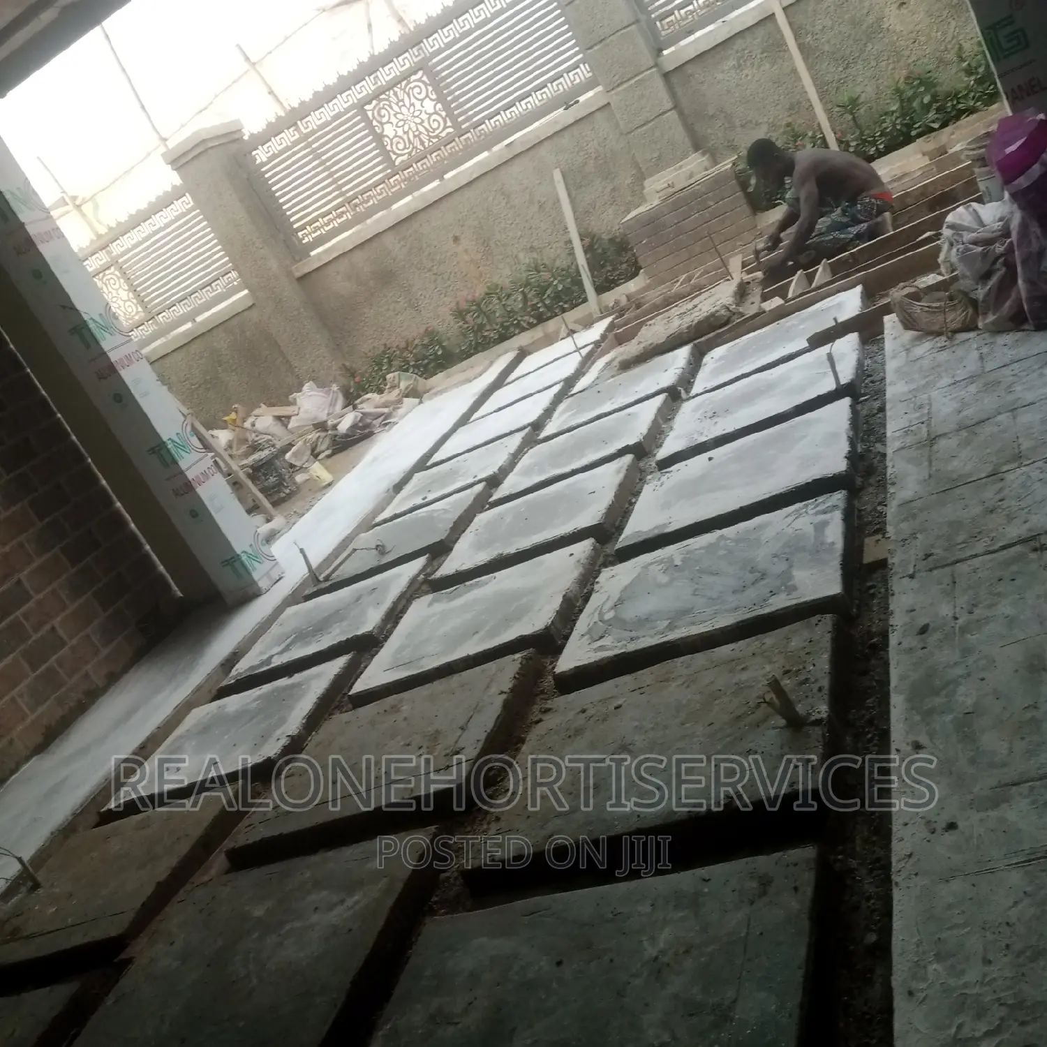 Concrete Walkway Design for Hotels, Offices, Malls, Schools