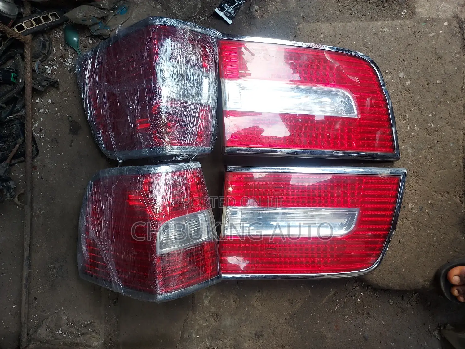 Lincoln Navigator 2012 Back Light
