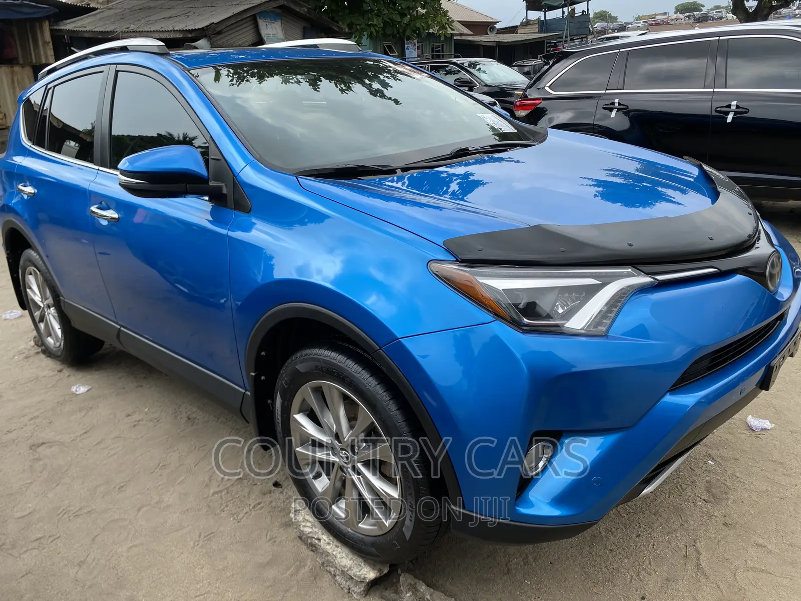 Toyota RAV4 2017 Blue