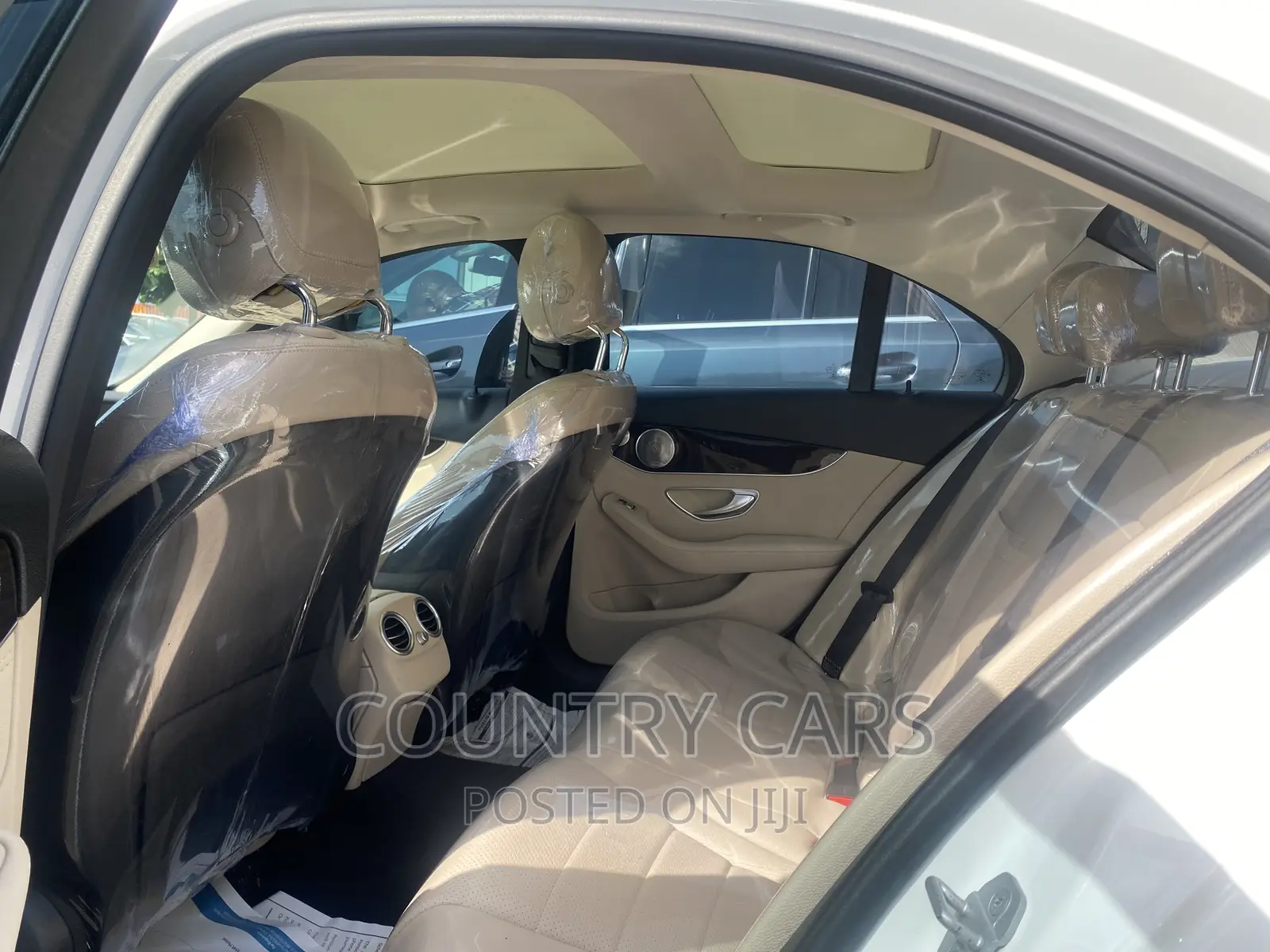 Mercedes-Benz C300 2016 White