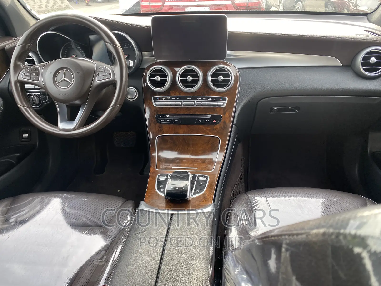 Mercedes-Benz GLC-Class 2017 White