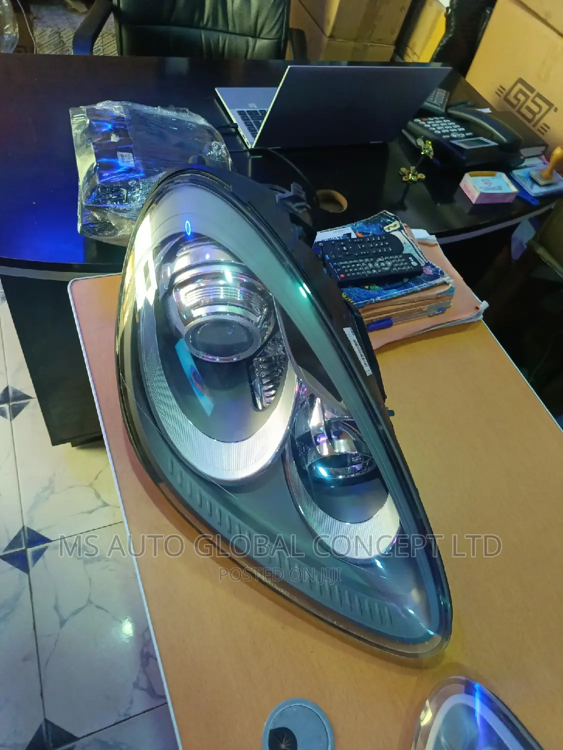 Porsche Cayenne 2012/2014 Headlights