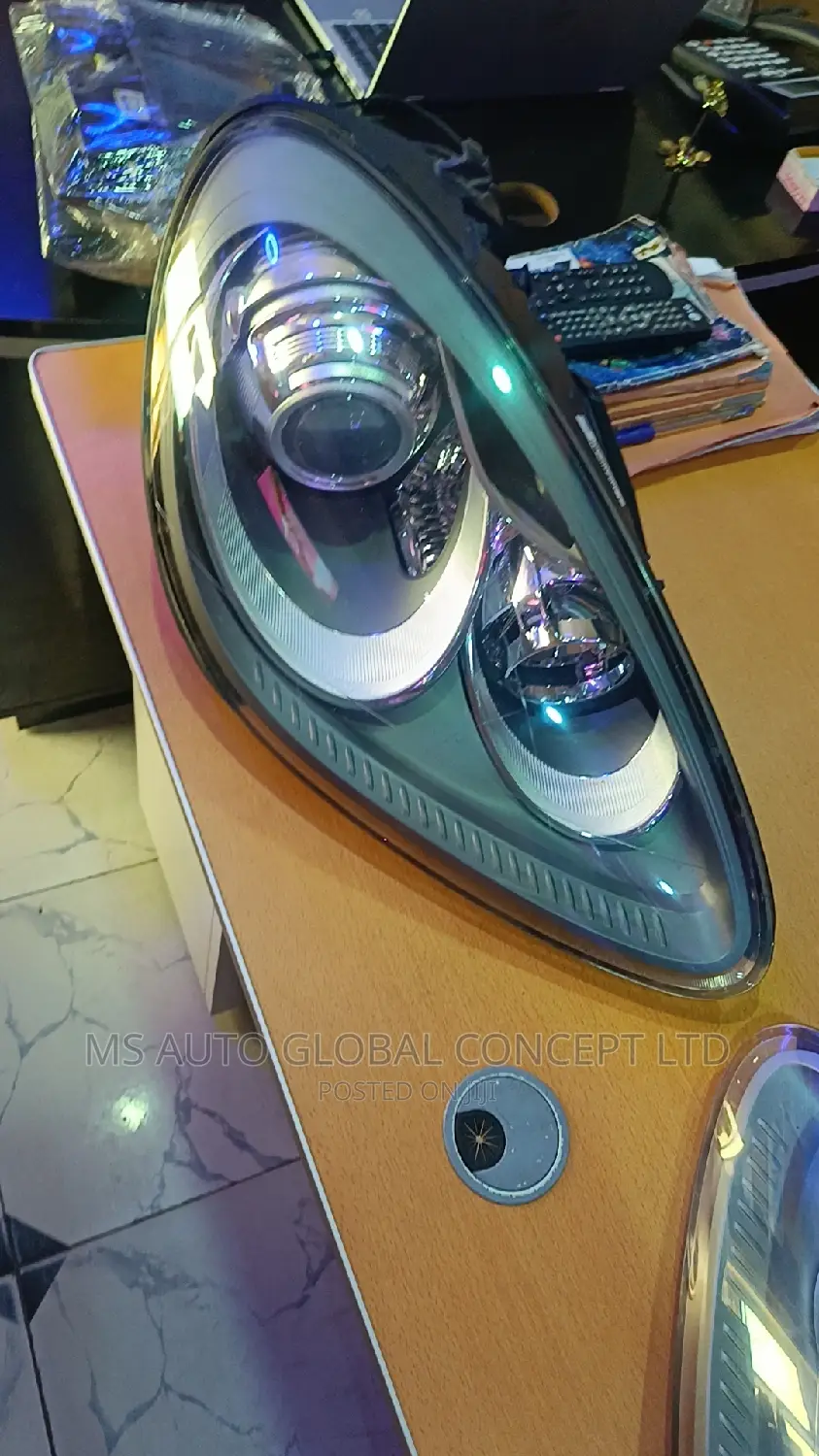 Porsche Cayenne 2012/2014 Headlights