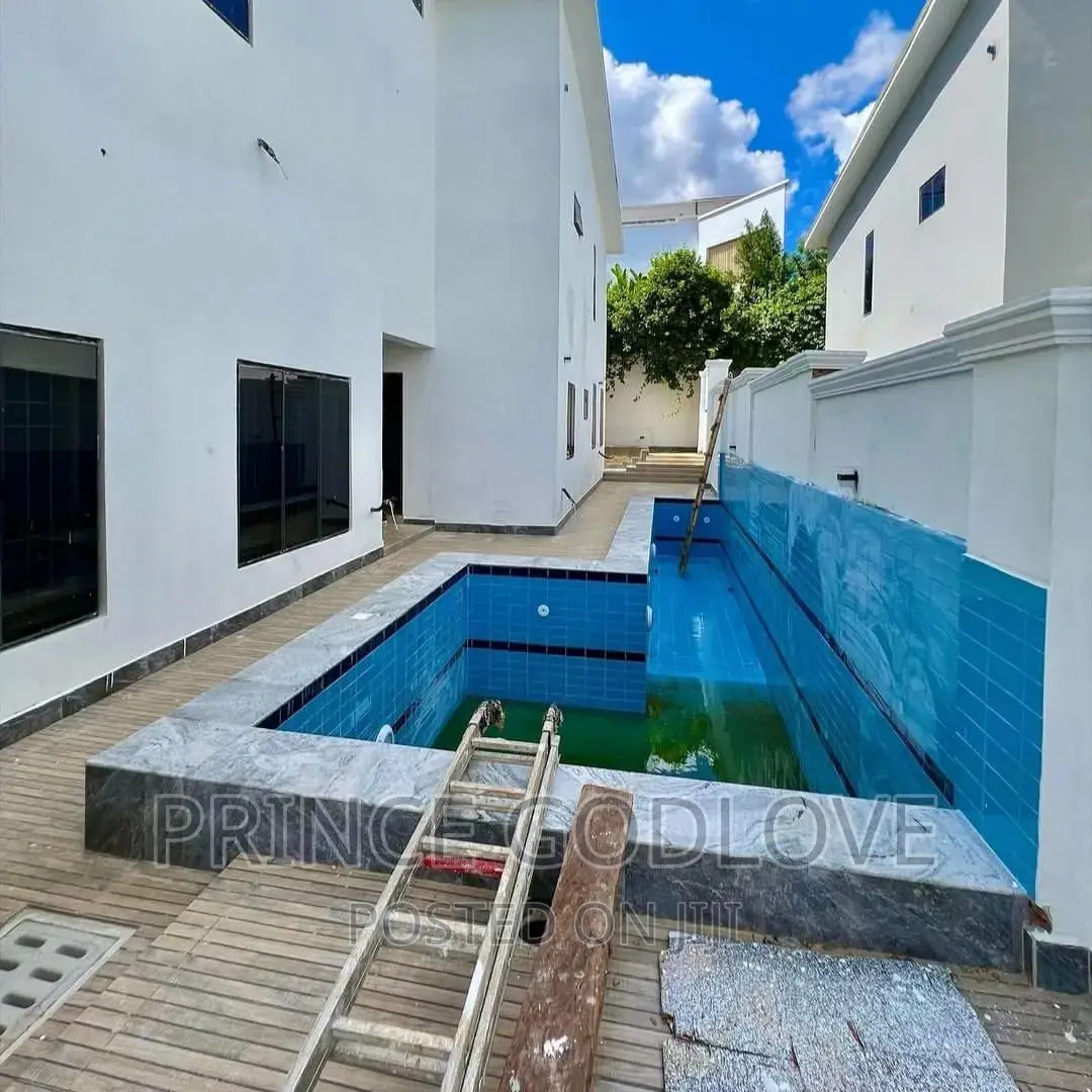 6bdrm Duplex in Guzape for sale
