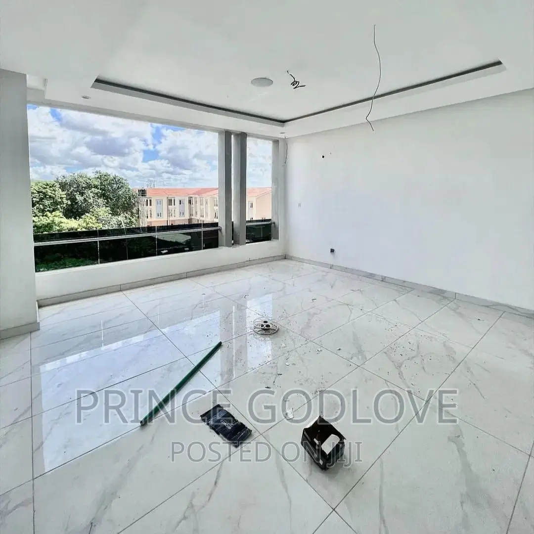 6bdrm Duplex in Guzape for sale
