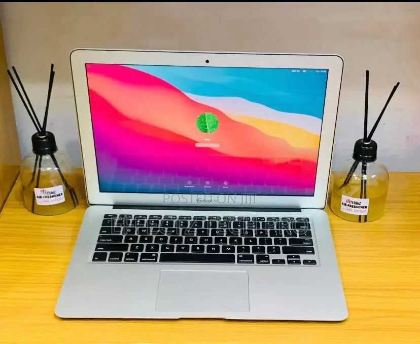 Laptop Apple MacBook Air 2014 8GB Intel Core i7 SSD 256GB