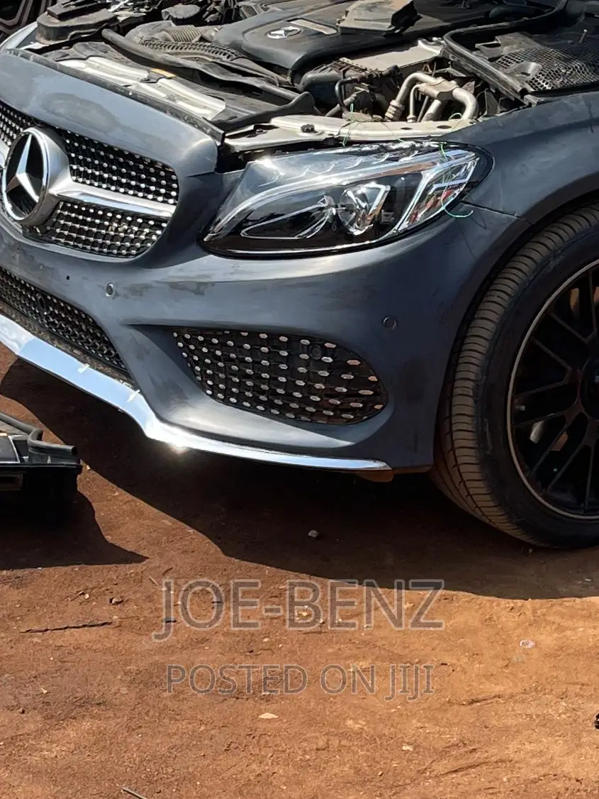 C300 2017 Complete Set of Headlights