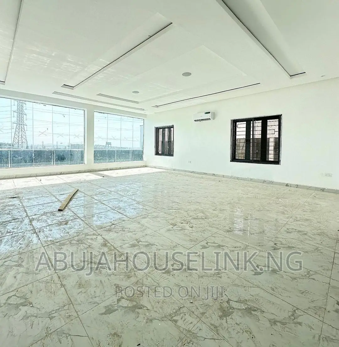 5bdrm Duplex in Diplomatic Zone,, Katampe Extension for sale