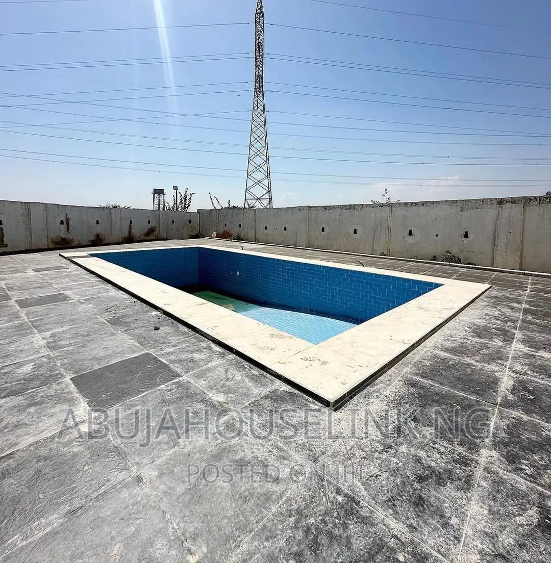 5bdrm Duplex in Diplomatic Zone,, Katampe Extension for sale