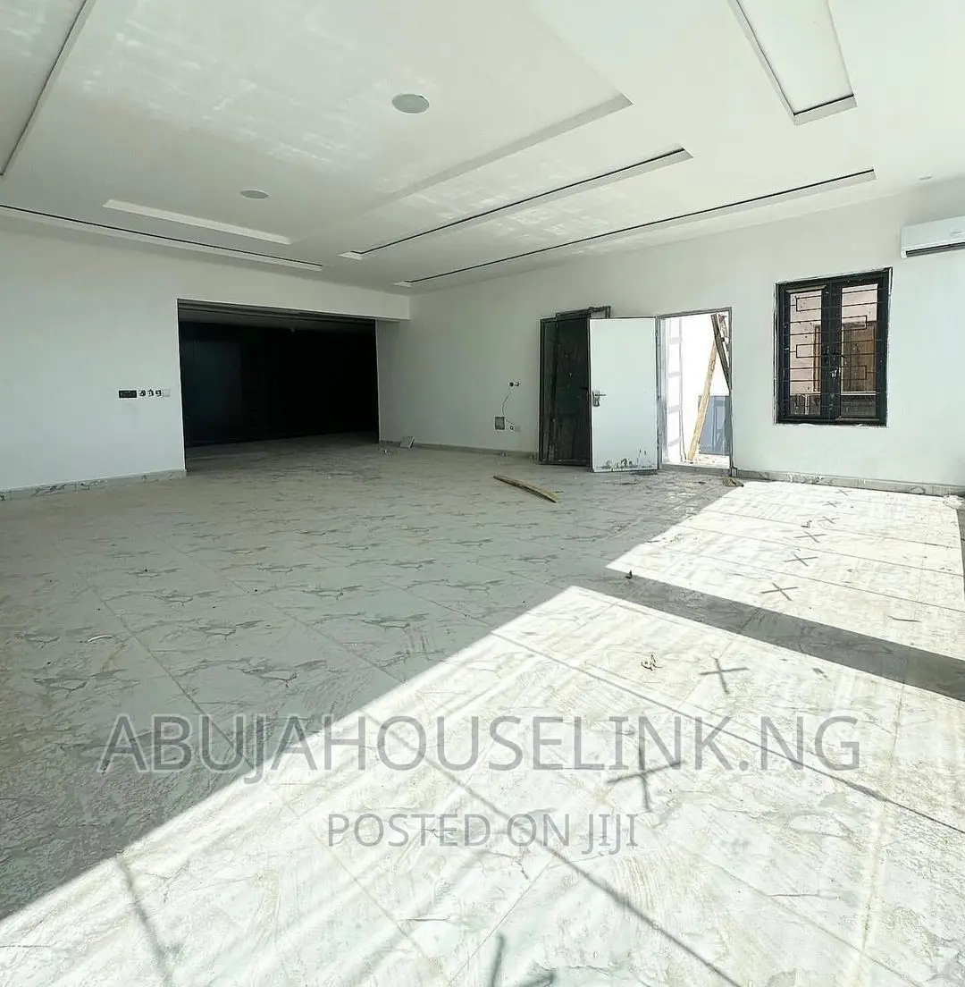 5bdrm Duplex in Diplomatic Zone,, Katampe Extension for sale