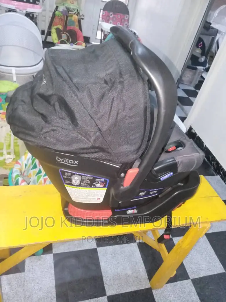 US Used Britax B-Safe Baby Car Seat in Excellent Condition