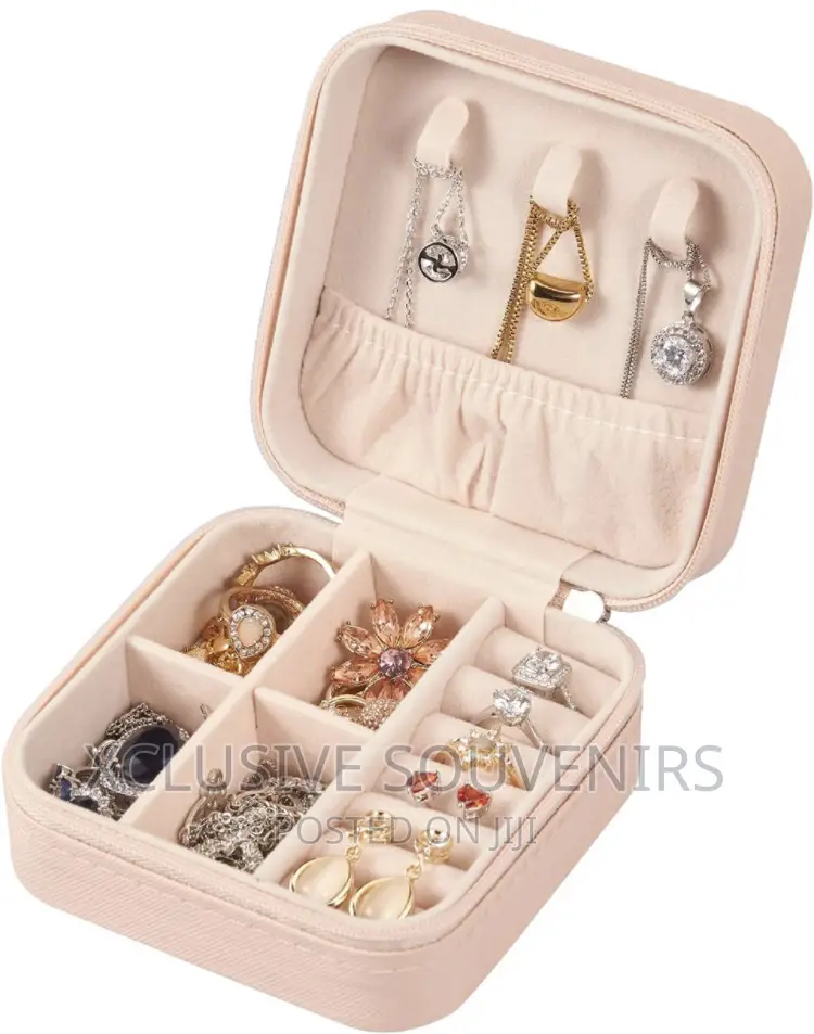 Mini Leather Travel Jewelry Box for Ring, Pendant, Earring