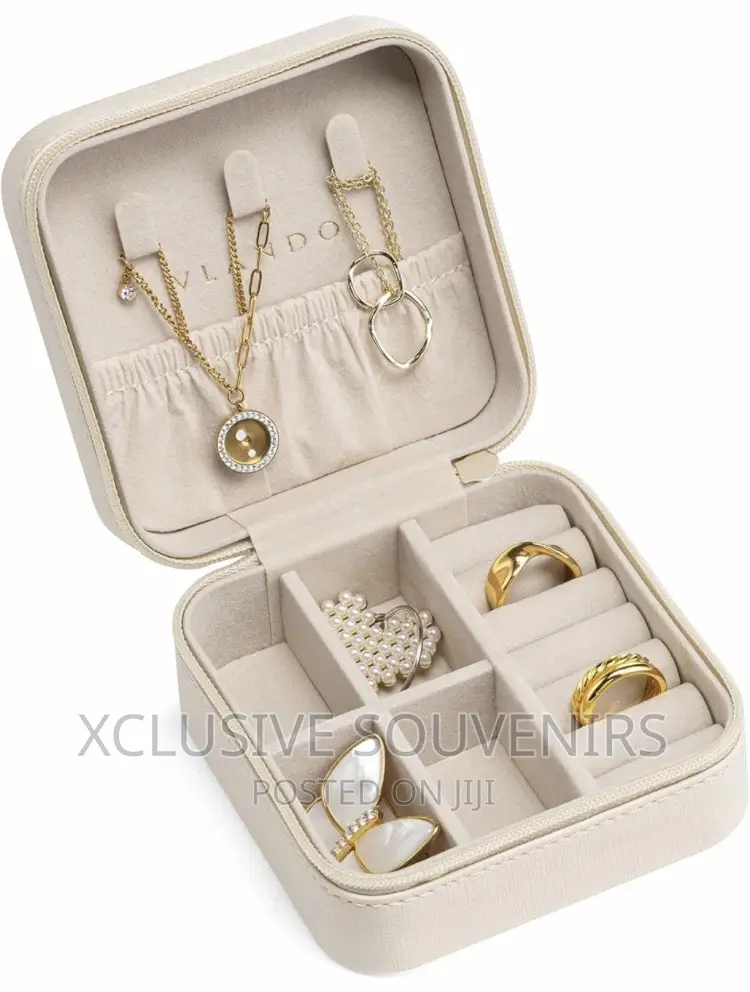 Mini Leather Travel Jewelry Box for Ring, Pendant, Earring