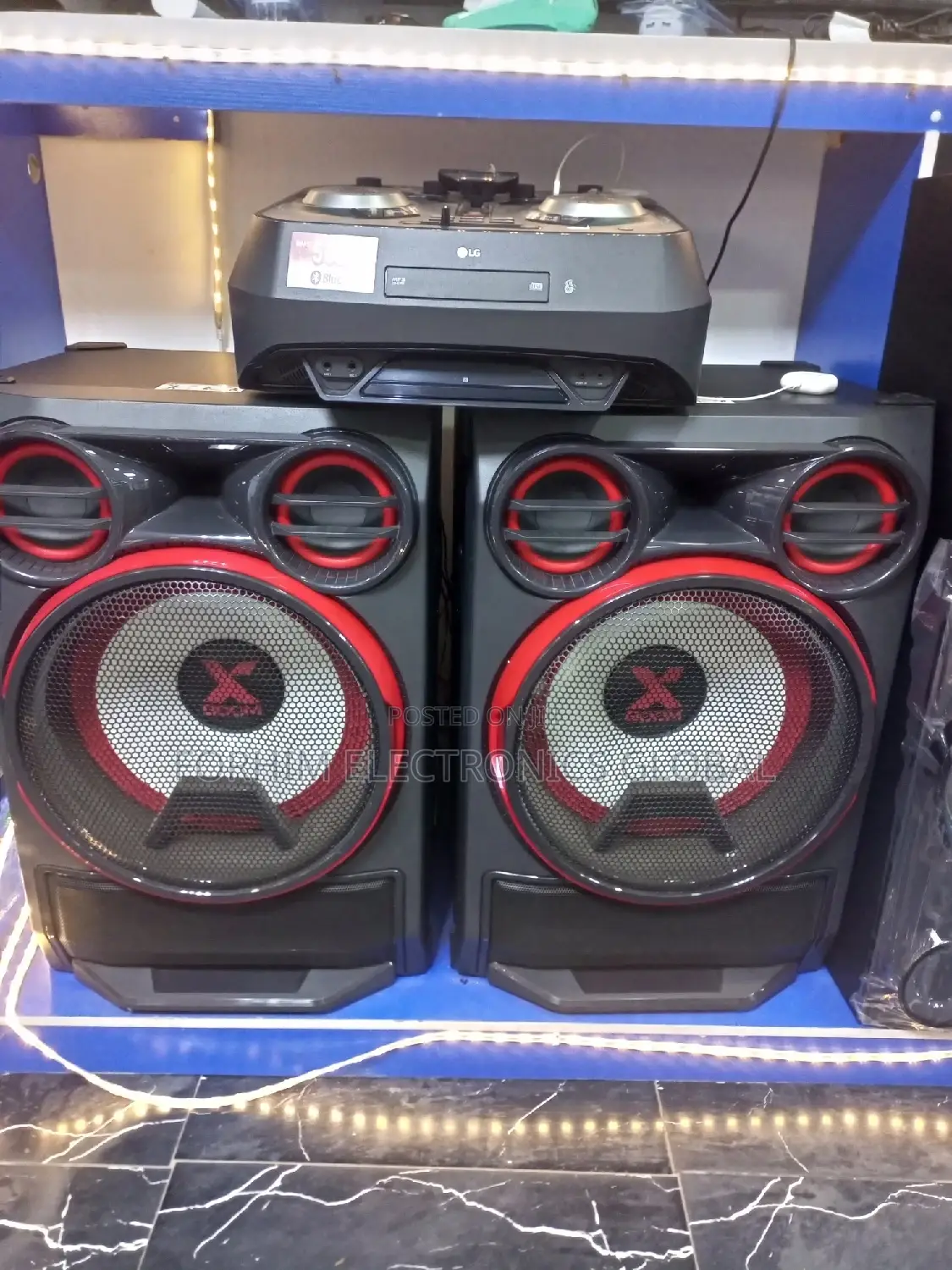 L.G Xboom 5000watts