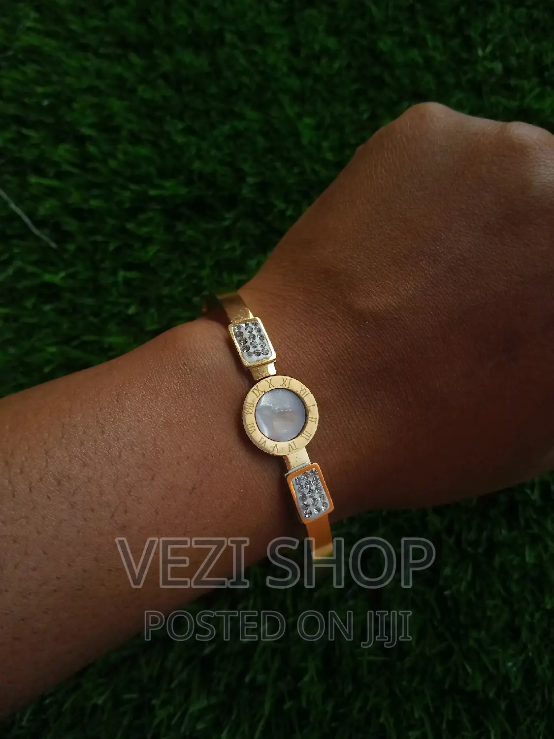 Nice Looking Mature Sets of Bracelets