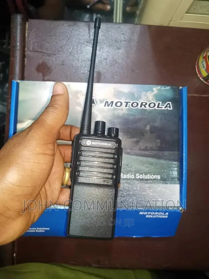 Motorola M9 Walkie-Talkie