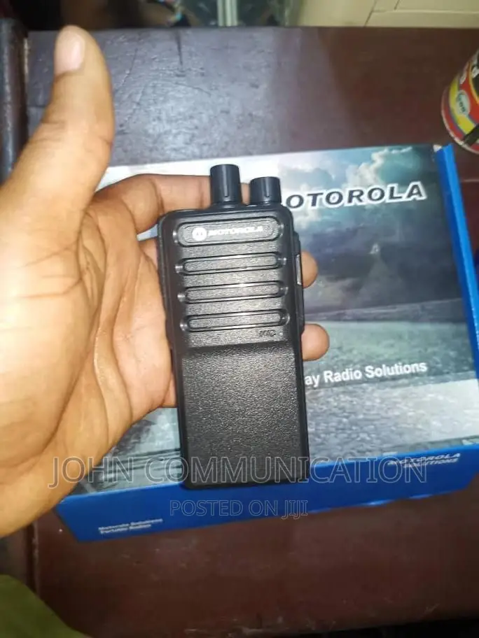 Motorola M9 Walkie-Talkie
