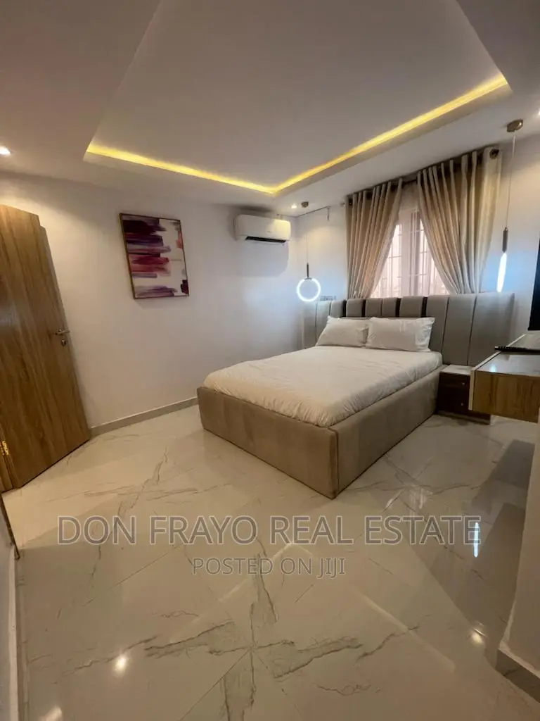 Luxury Room Parlor Shortlet Apartment in Ikolaba Estate Ib