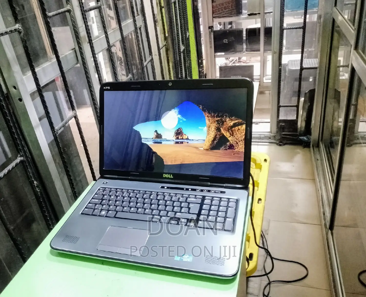 Laptop Dell XPS 17 L702X 8GB Intel Core I7 HDD 500GB