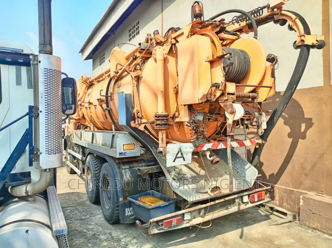 Mercedez 2631 Sewage Truck 10tyres