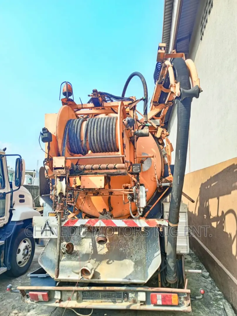 Mercedez 2631 Sewage Truck 10tyres