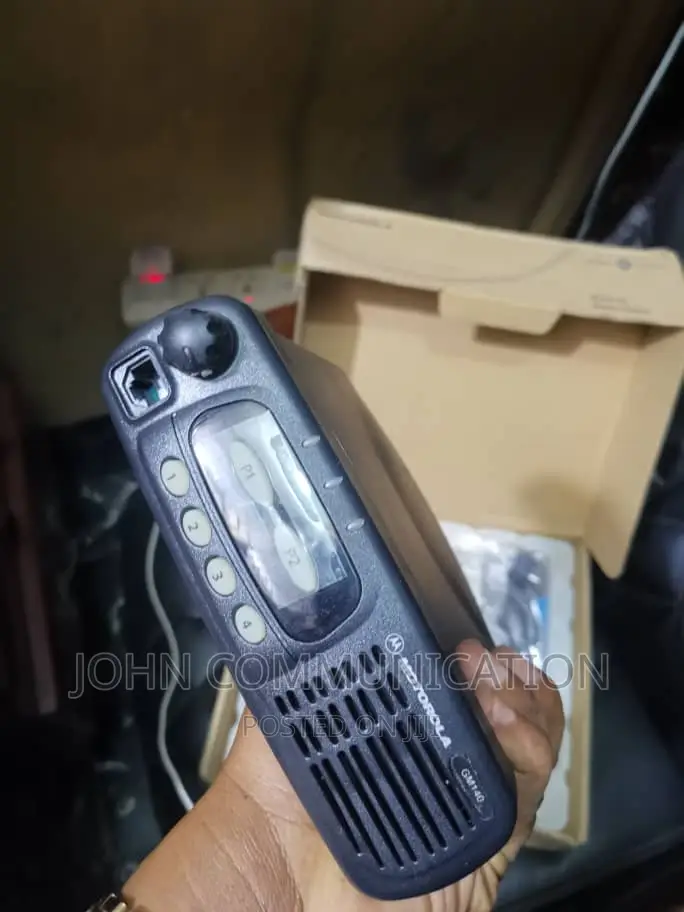 Motorola GM 140 Base VHF