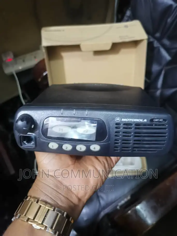 Motorola GM 140 Base VHF