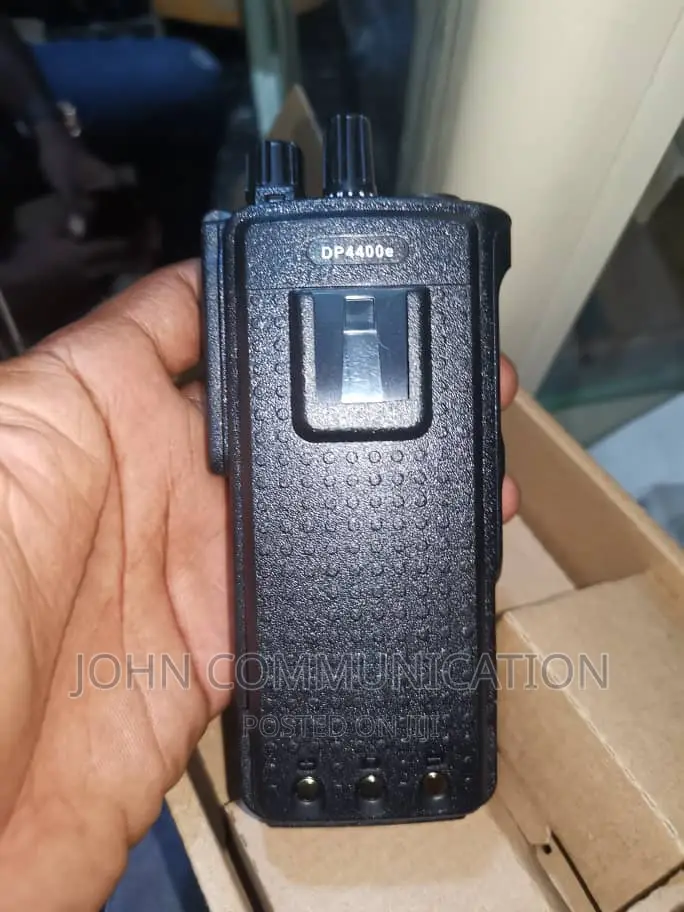 Motorola Dp4400e Analog UHF