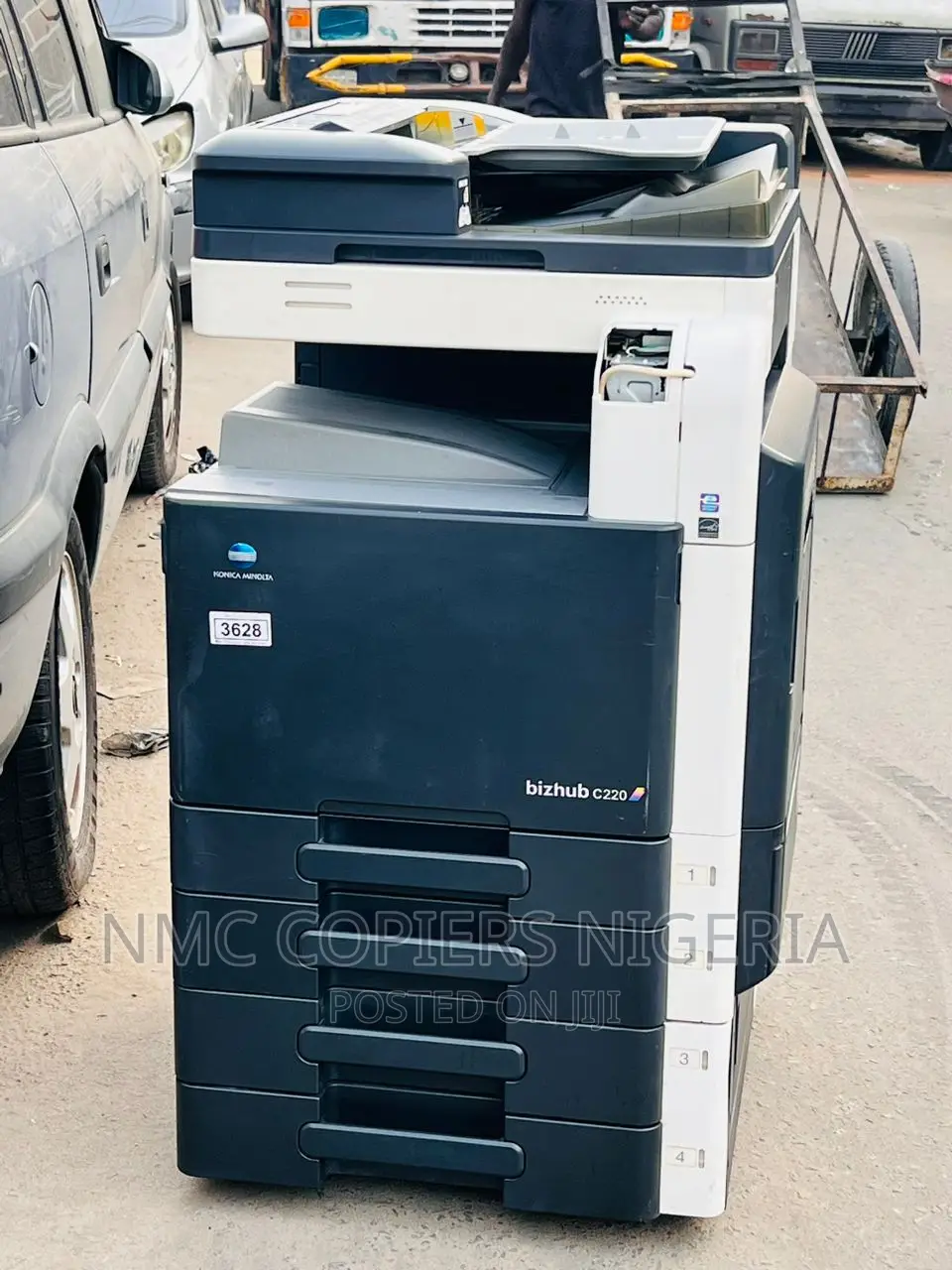 Konica Minolta Bizhub C220