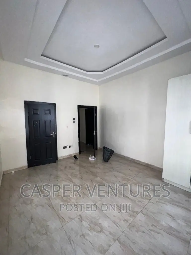1bdrm Shared Apartment in Chevron for rent