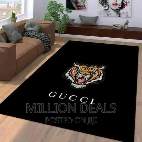 Top Quality Designer Center Rug Size - 5 by 7ft