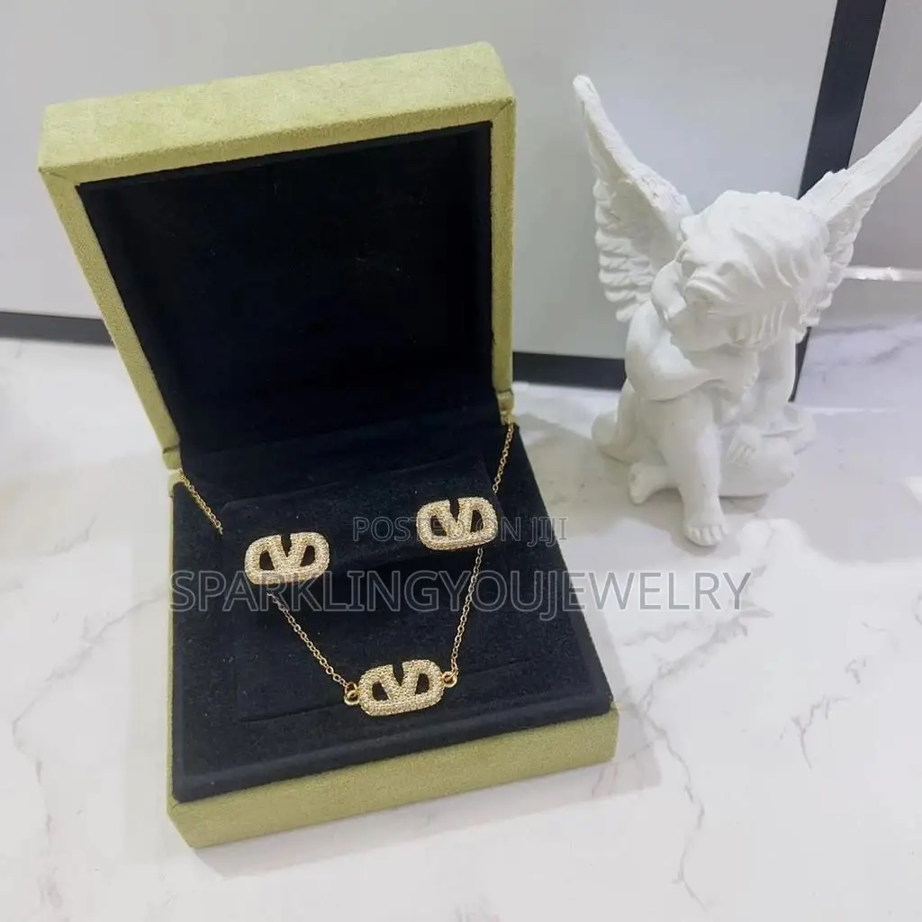 Valentino Jewelry Set