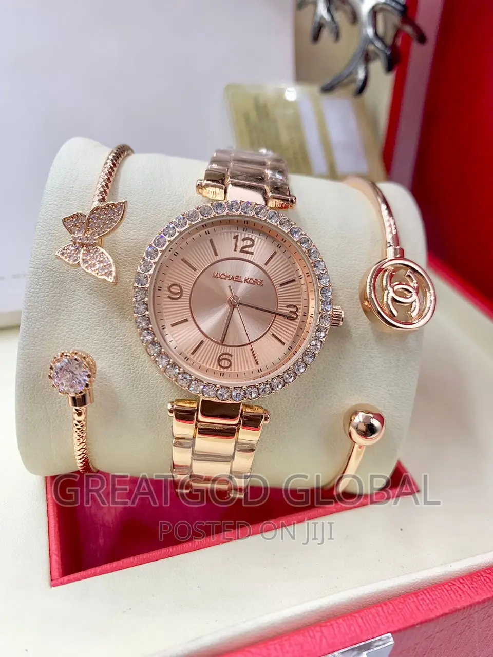Ladies Design Wristwatch and Bangle Set