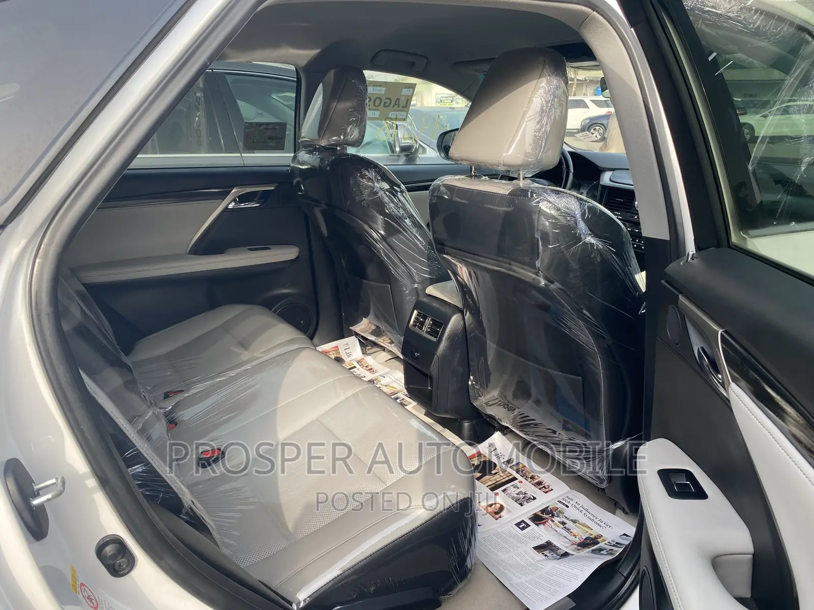 Lexus RX 350 AWD 2017 White