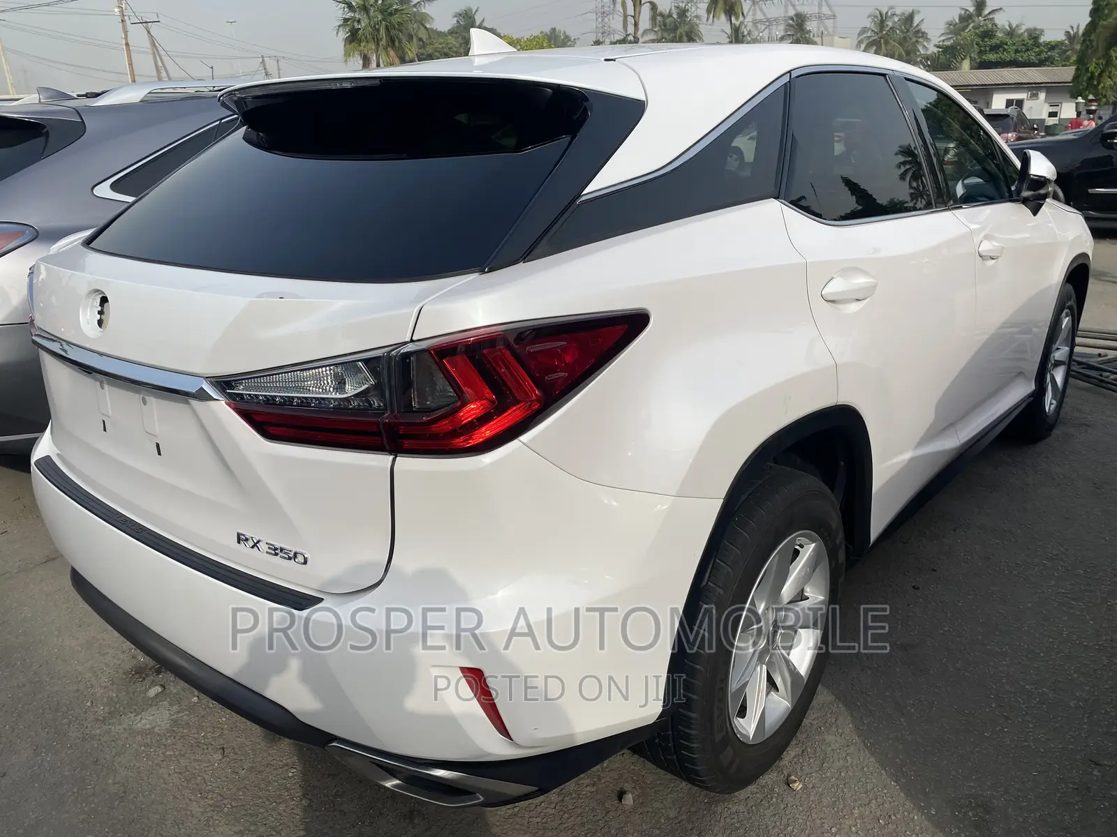 Lexus RX 350 AWD 2017 White