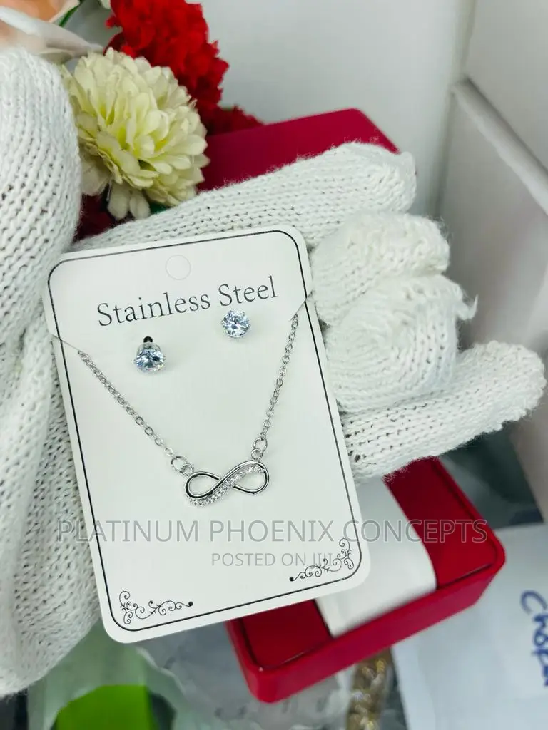Chain and Earing